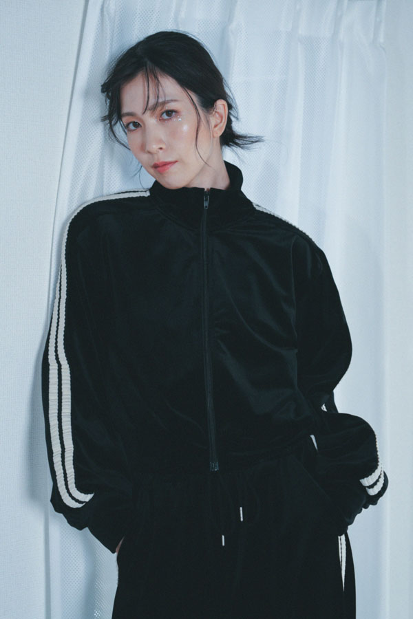 【Nora Lily】「elle」Lady Wavy Line Track Top-BLACK Velvet-224542089-19F