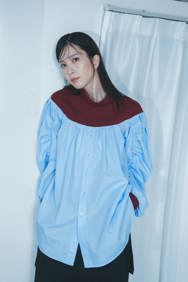 【Nora Lily】「elle」Kitting Blocking Hi-Neck Blouse-RED x SAX-224580112-65F