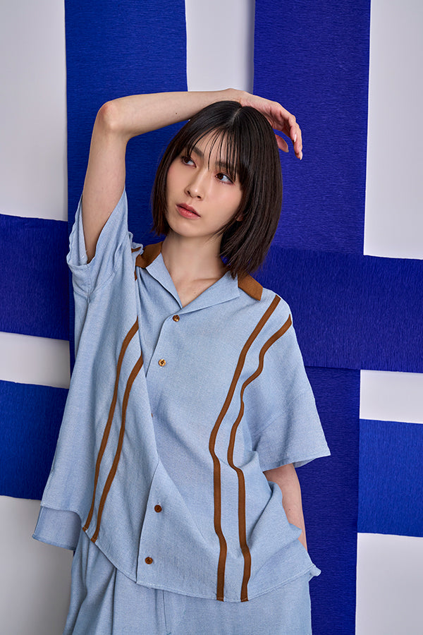 Nora Lily】Retro Line Open Collar S/S Shirt-Sax Blue x Camel