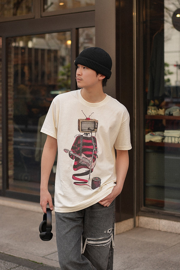 【INTERPLAY x TAKERU】Crazy TV man Tee Shirt(UNISEX)-CREAM- 624120009-04