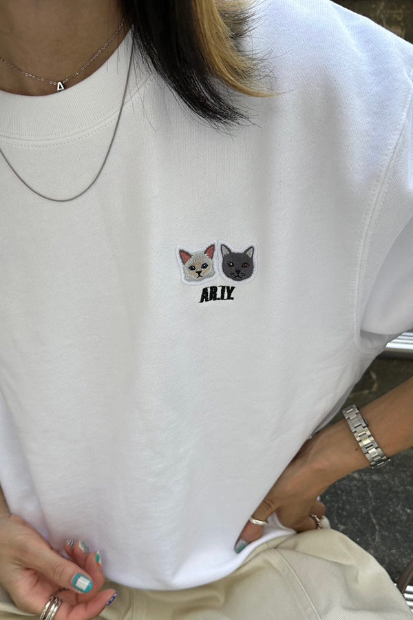 【INTERPLAY x AYA】Cat patch SWEAT(UNISEX)-WHITE-624520005-01M&XL