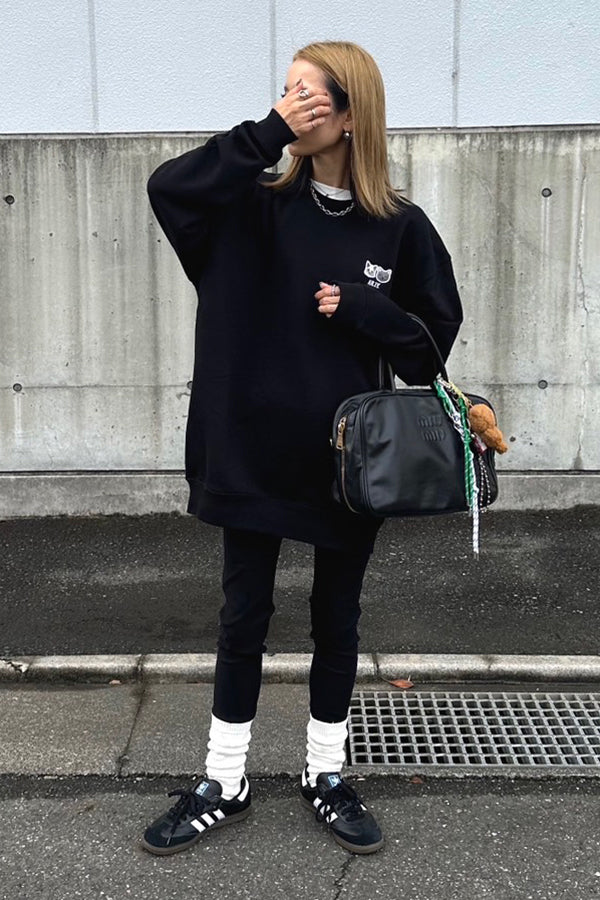 【INTERPLAY x AYA】Cat patch SWEAT(UNISEX)-BLACK-624520005-19M&XL