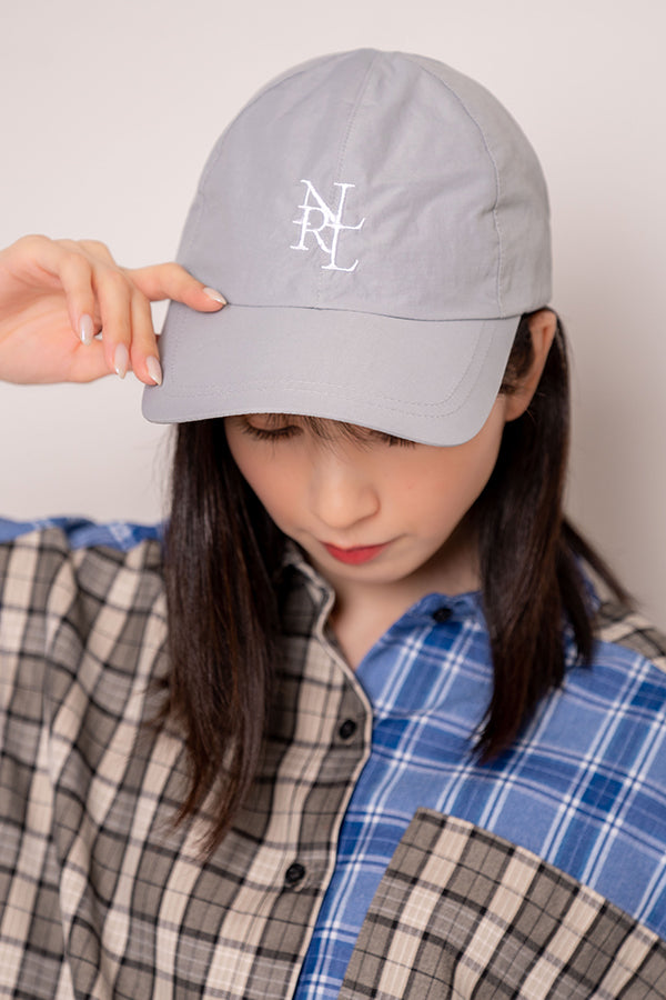 【NoraLily】「NLRL」Embroidery Logo Cap<UNISEX>-Light GREY-
