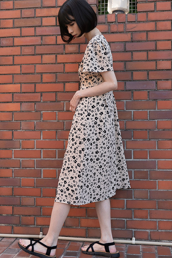 【Noralily】 Flower Pattern Tuck S/S One-piece -BEG.pt-