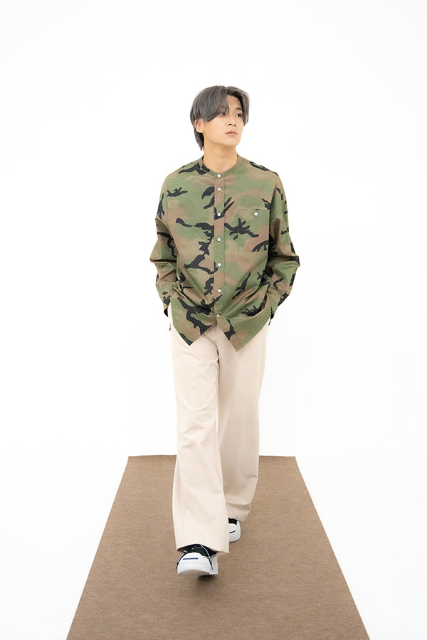 【INTERPLAY】Band Collar Shirt 2 -GREEN Camo- (UNISEX) 622580013-27