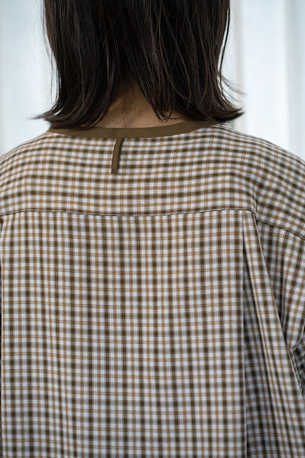 【INTERPLAY x AYUMI】 Snap button No Collar Shirt  -KHA x WHT Check- (UNISEX) 622580015-27